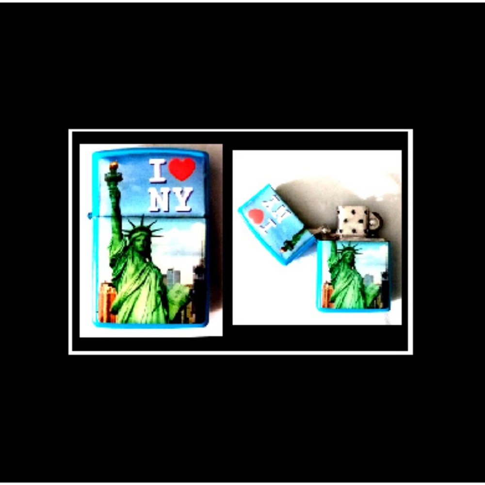 New Rare & Unique Highly Collectible Limited Edition "I Love NY" Accessory